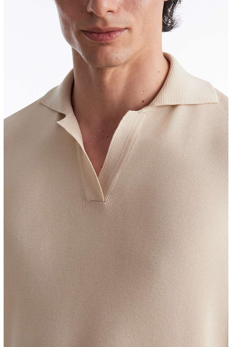 FINE LINE KNITTED POLO SHIRT