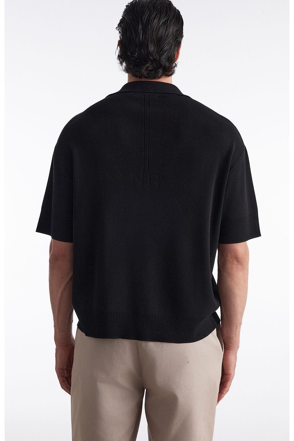 FINE LINE KNITTED POLO SHIRT