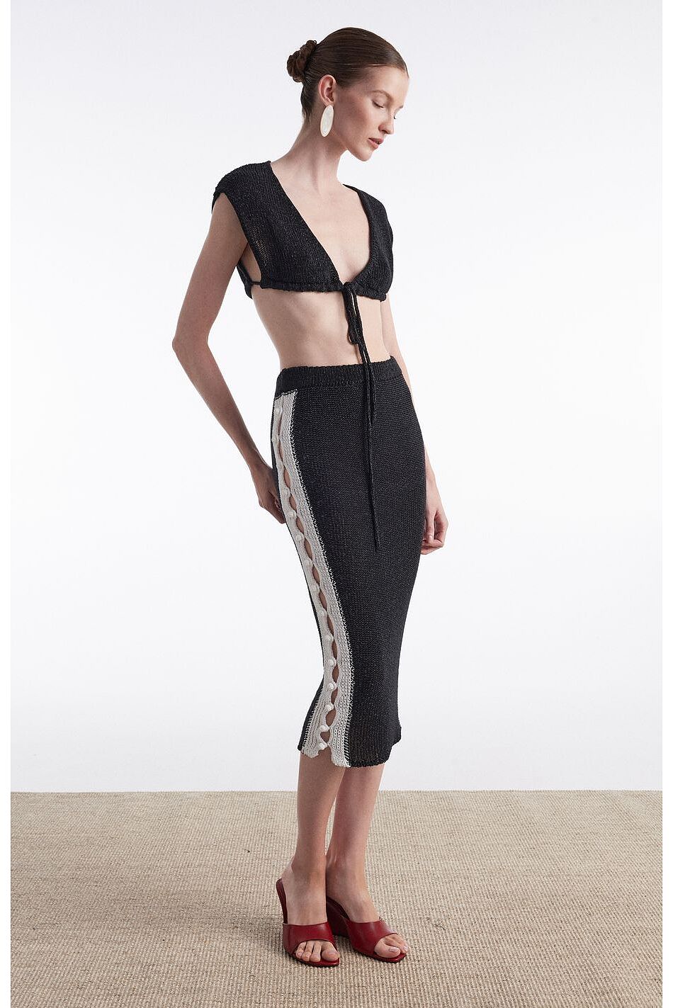 VOYAGE KNITTED MIDI SKIRT