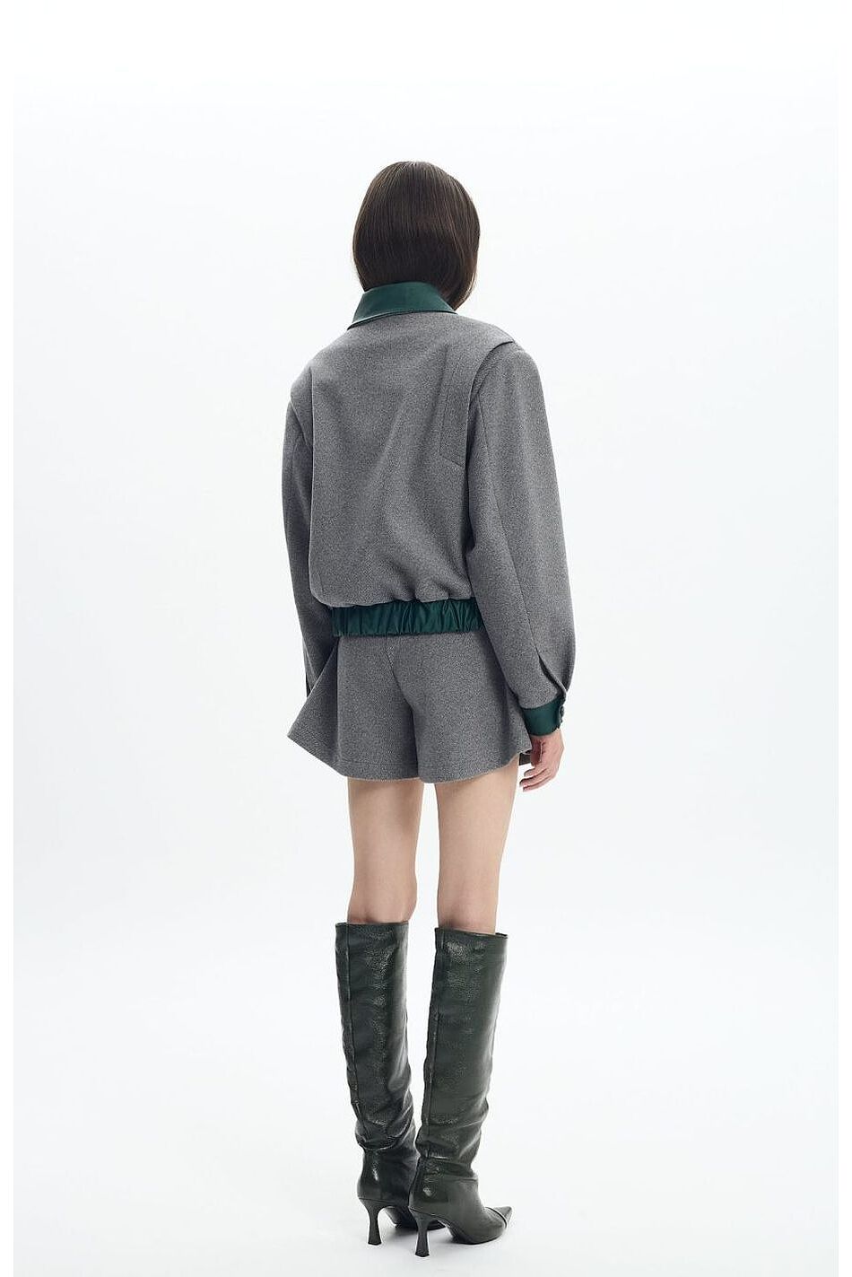 CALIA BOMBER