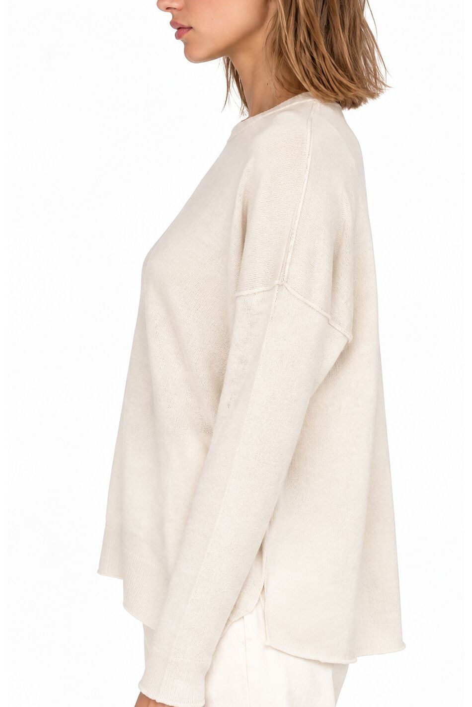 CHONGTAR LS CREWNECK OVER SWEATER