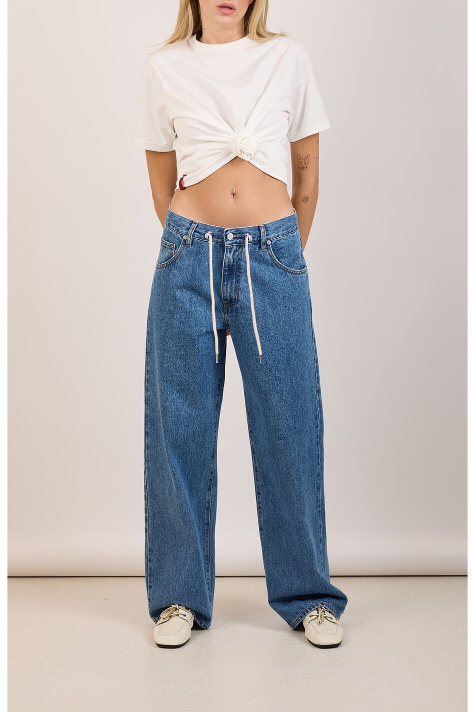 DELIA MEDIUM