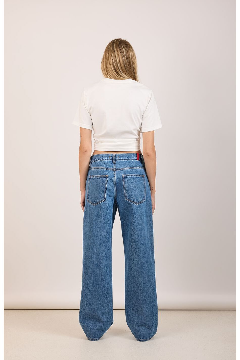 DELIA MEDIUM