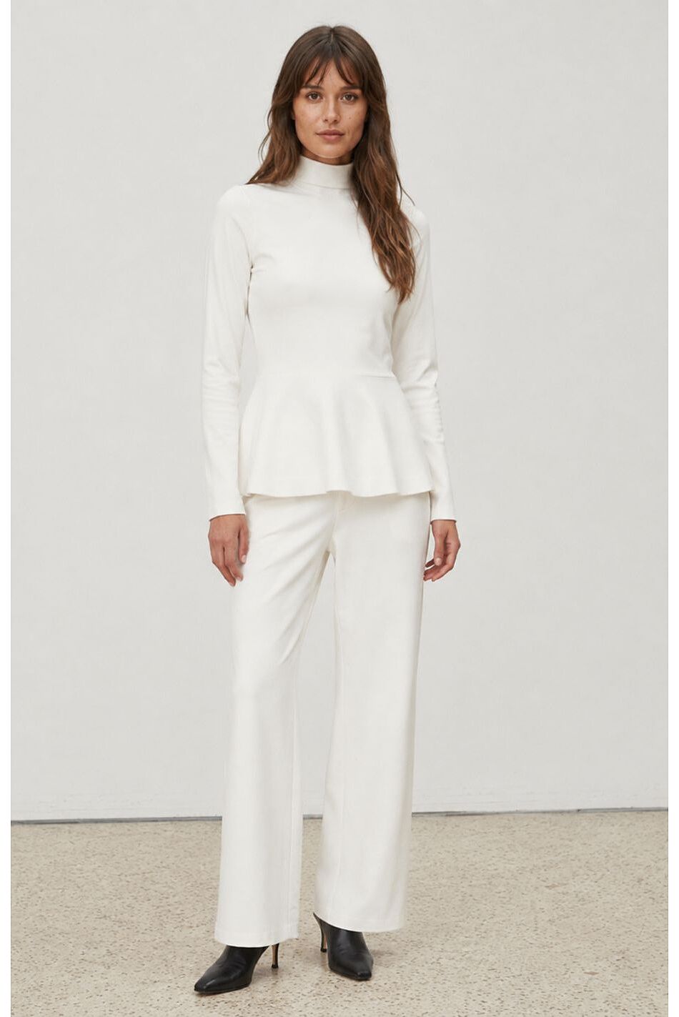 SHAPE BLOUSE