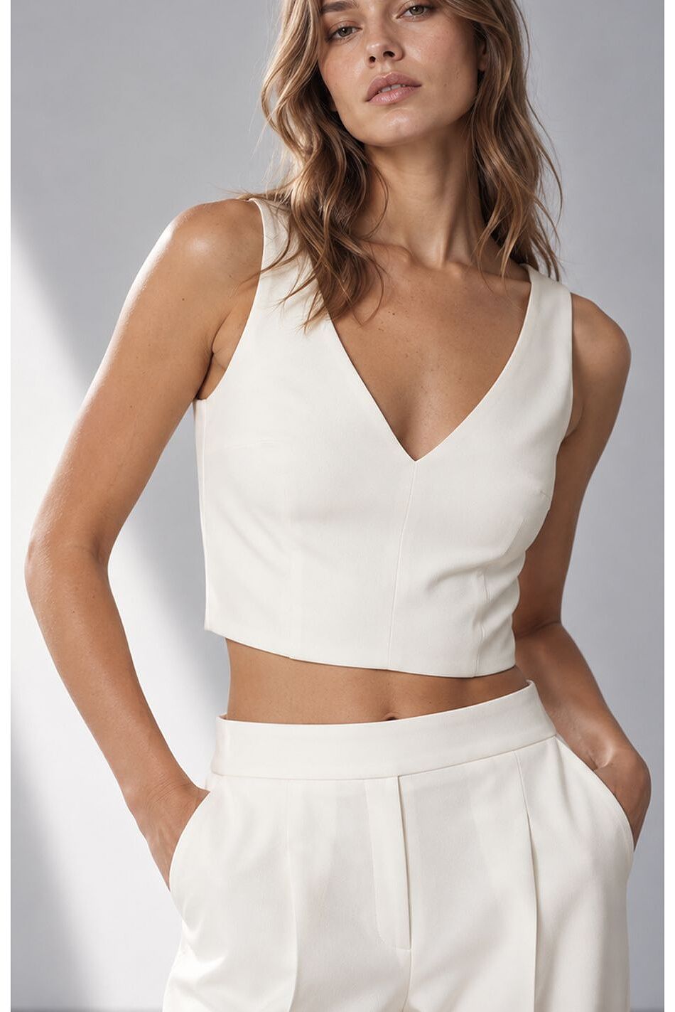 BOLD CROP TOP