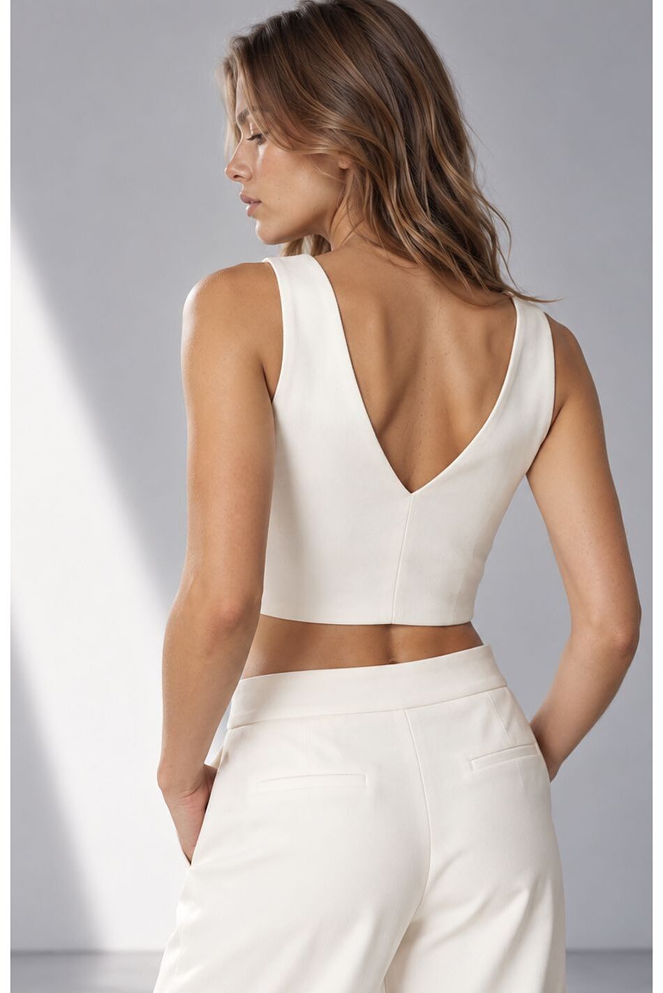 BOLD CROP TOP