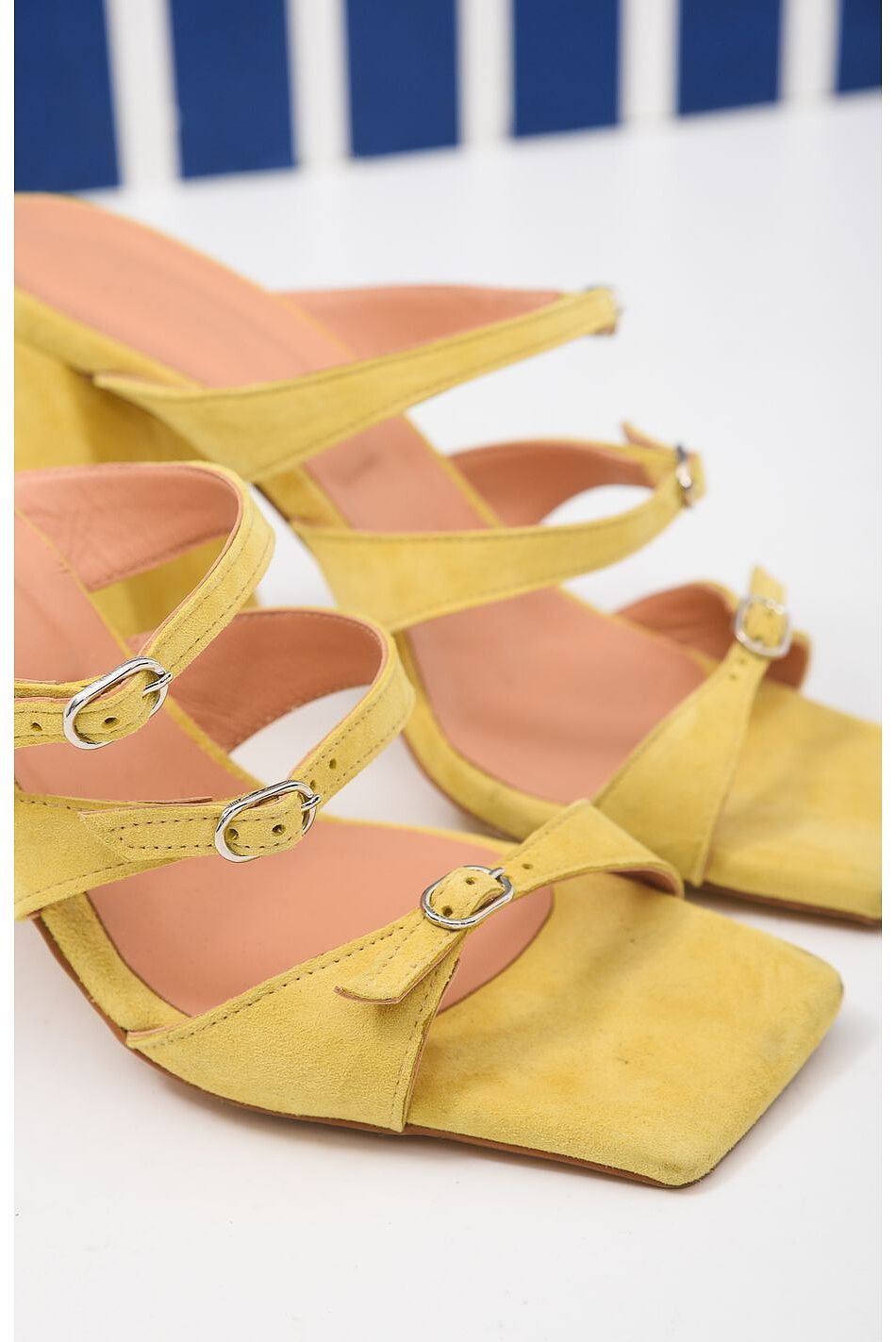 HOLIDAY MULES
