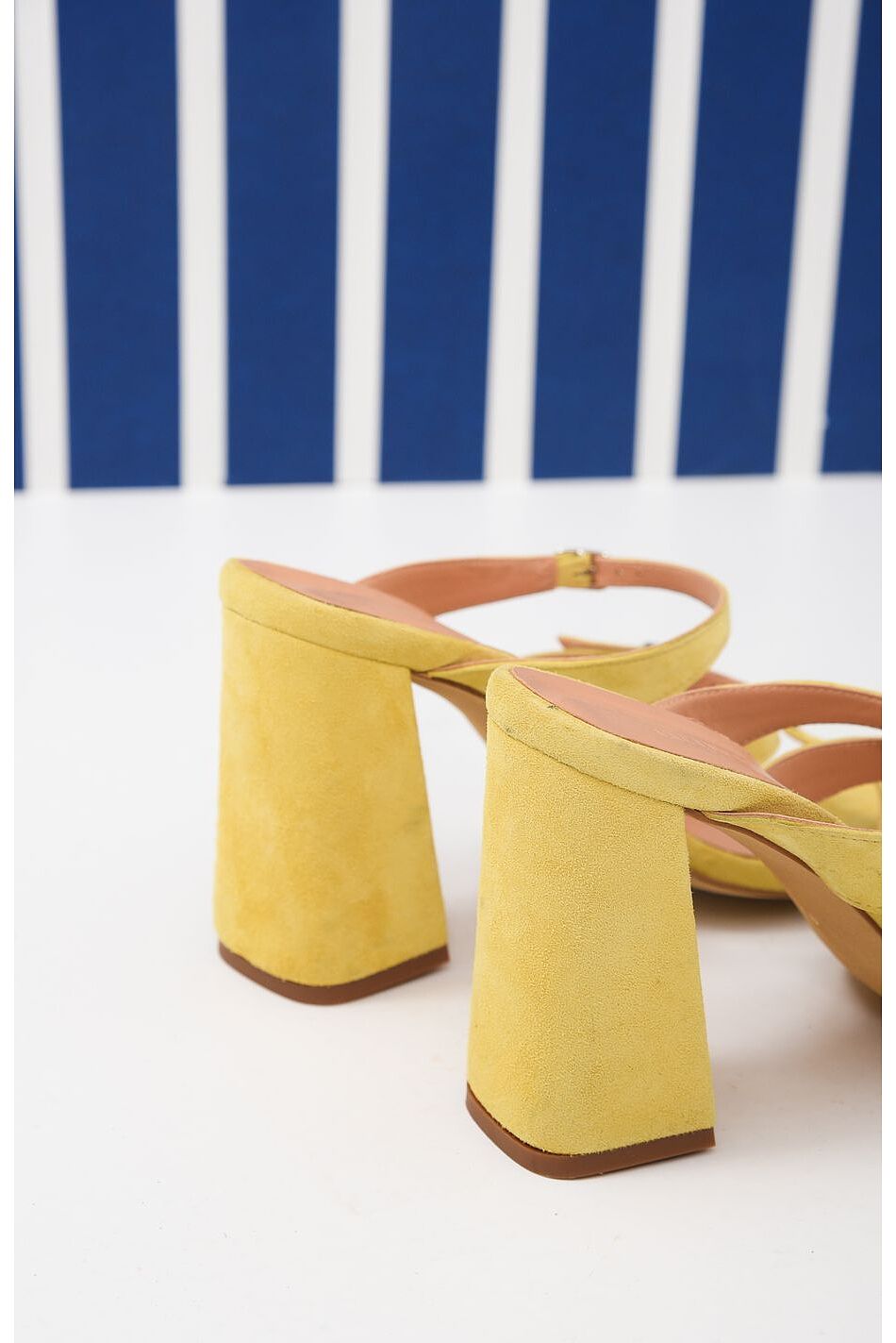 HOLIDAY MULES