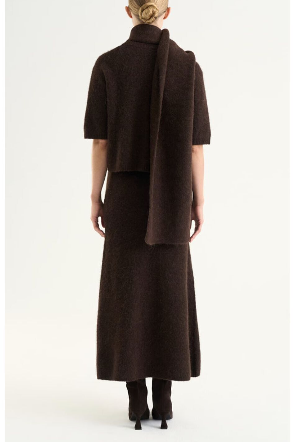 ISRAA KNITTED SKIRT