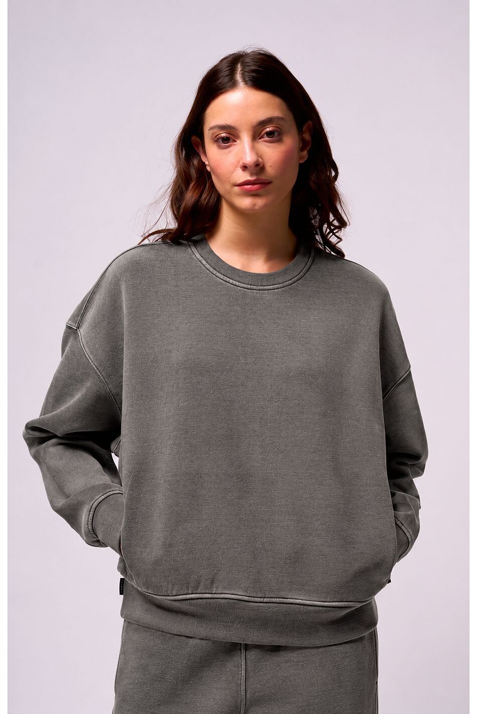 AVORI - CREW SWEATHER OVER