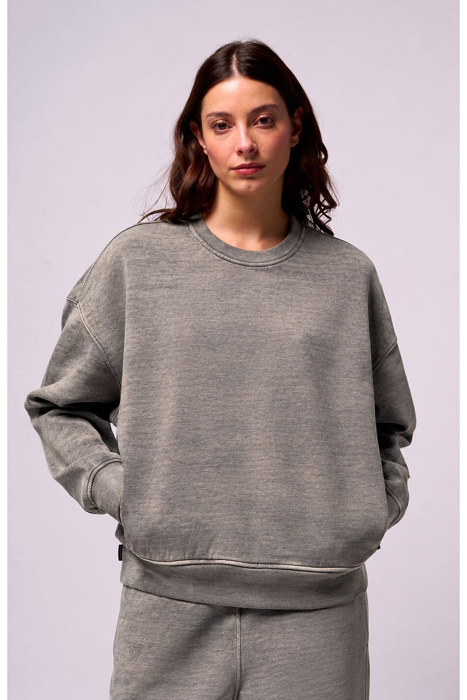AVORI - CREW SWEATHER OVER