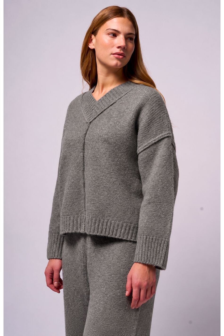 MINOA - V-NECK PULLOVER