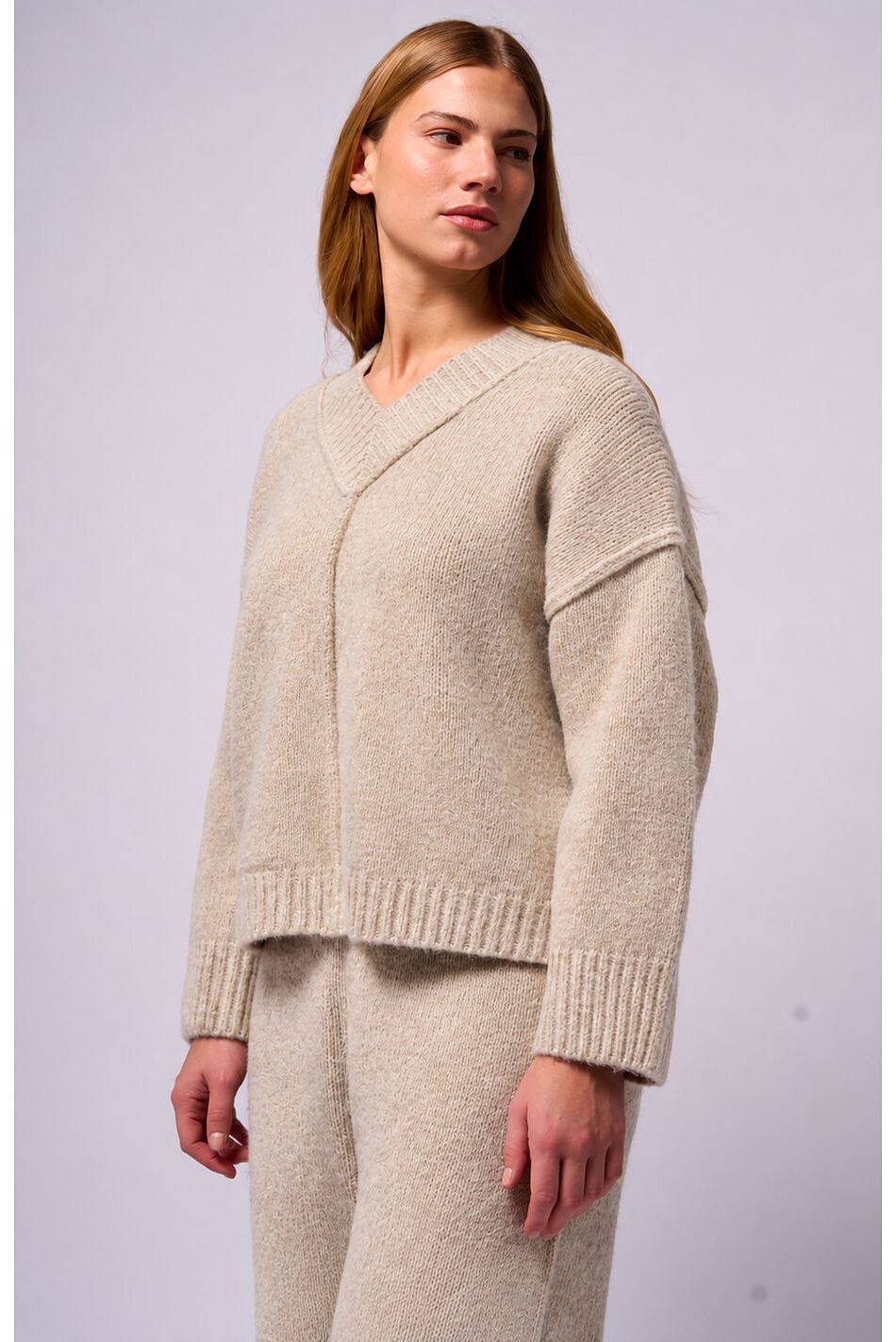 MINOA - V-NECK PULLOVER