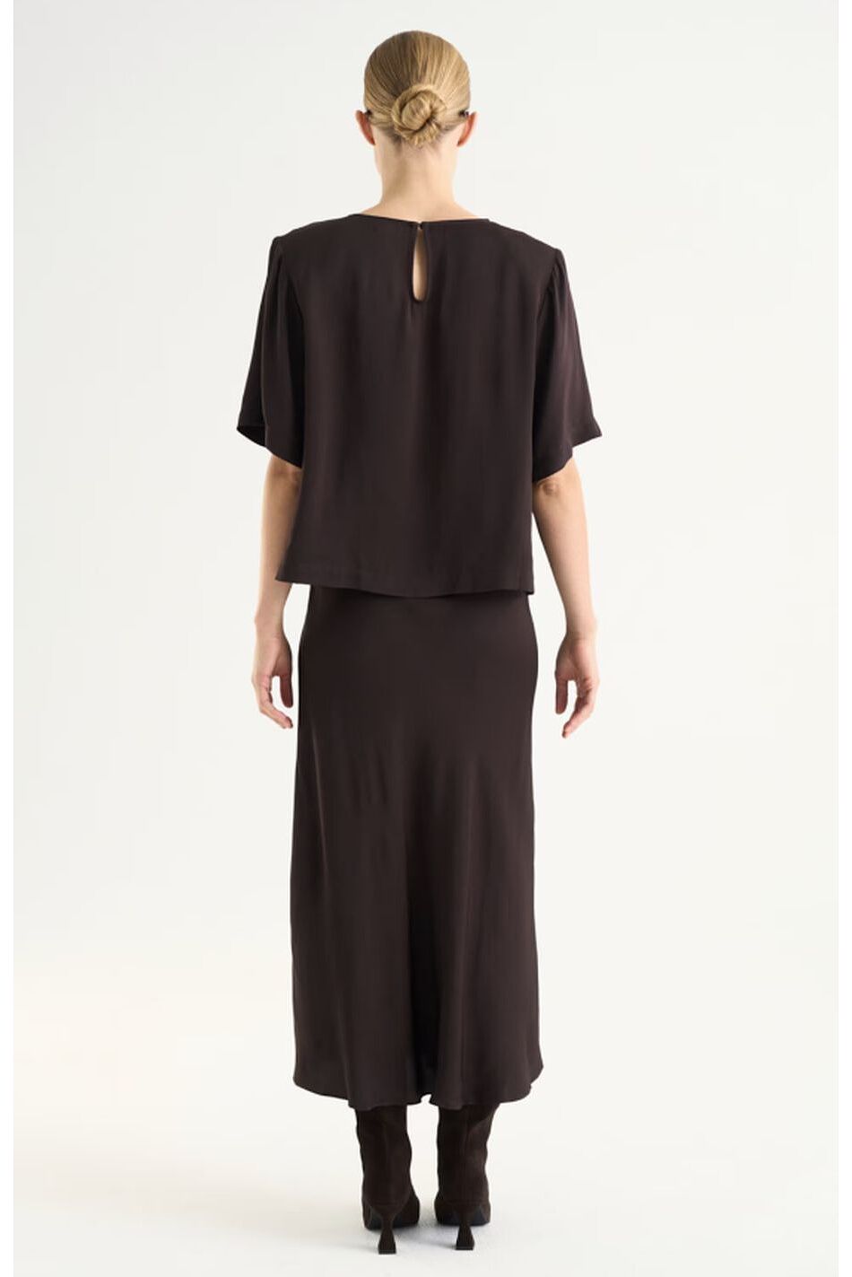 LEONIE SATIN TEE