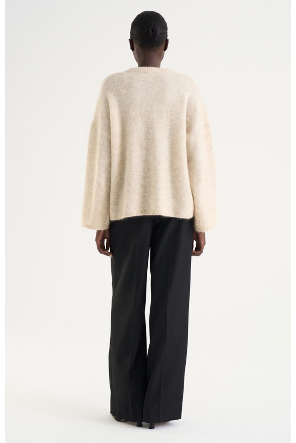 MIREYA KNITTED SWEATER