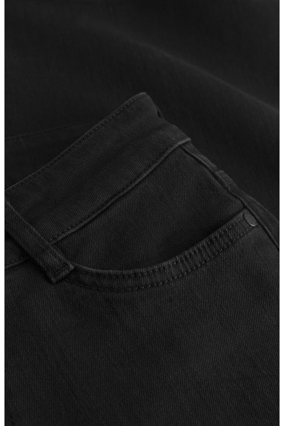 NORA JEANS