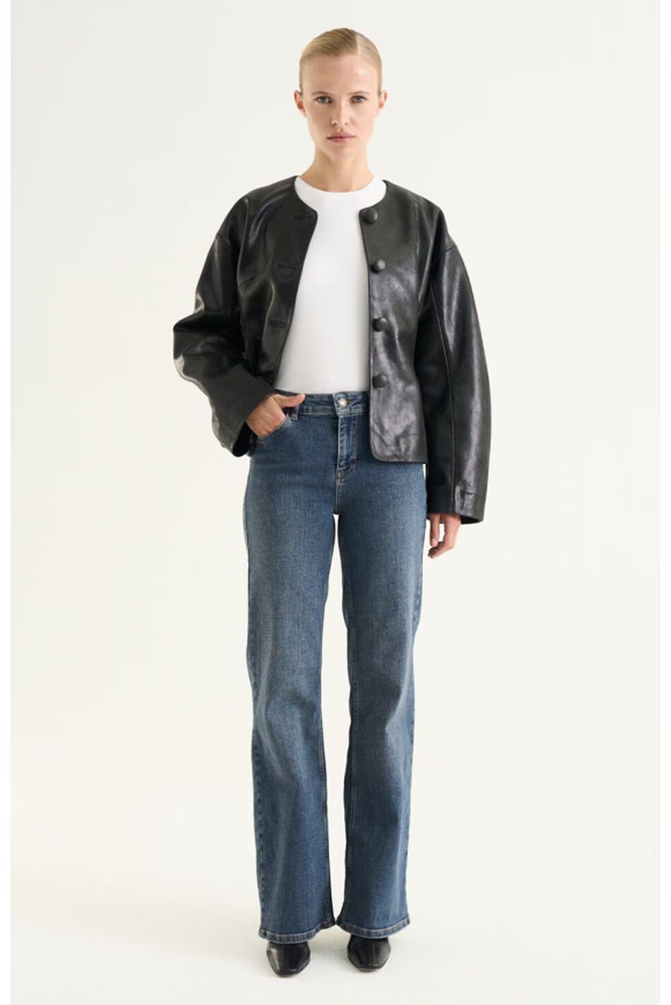 NORA JEANS