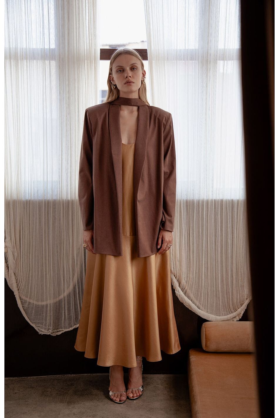 RHIA BLAZER