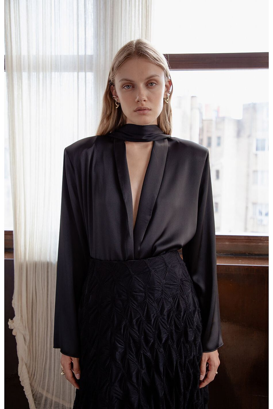 RHIA BLAZER