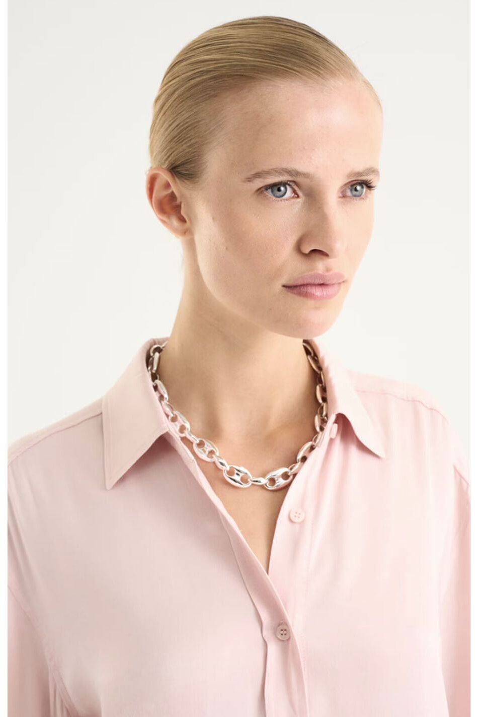 SIMONA NECKLACE