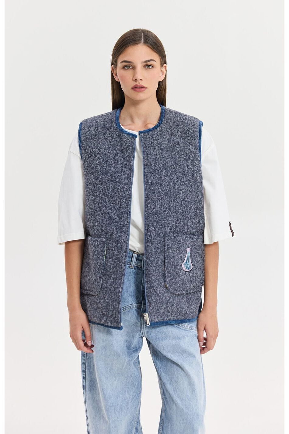 TITAN VEST