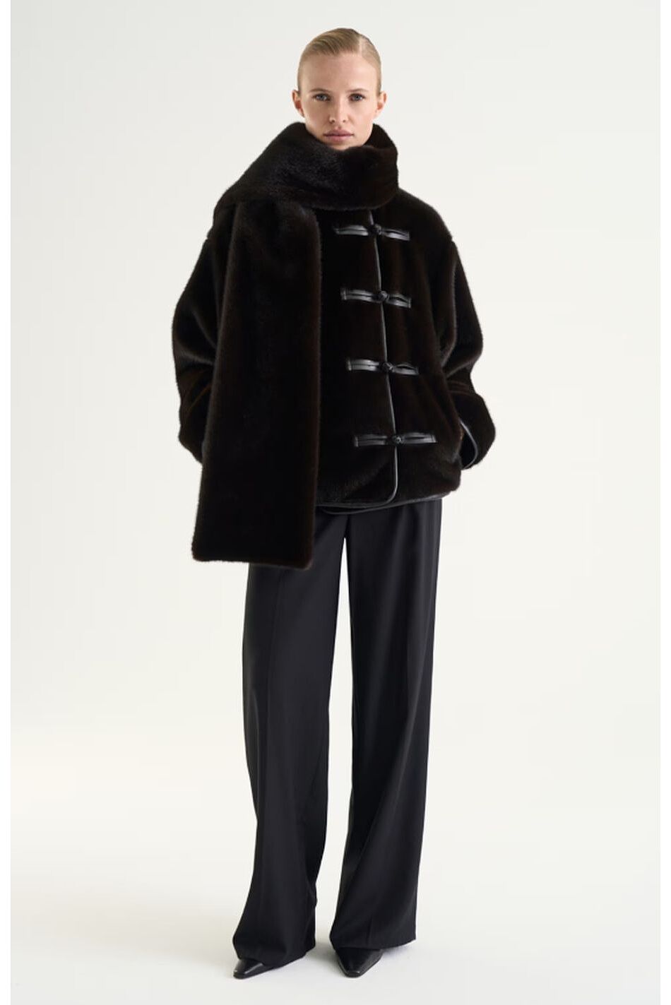 ZELIE FAUX FUR JACKET