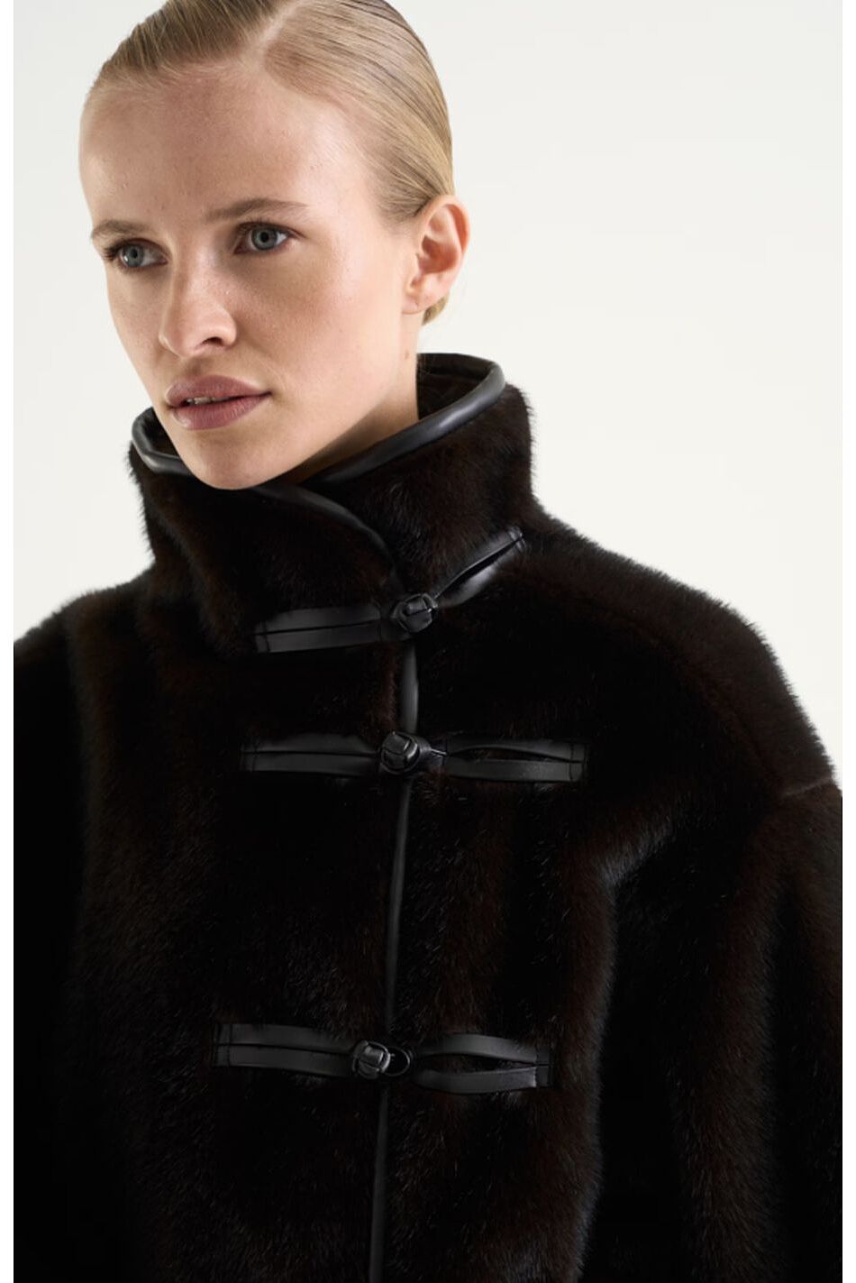 ZELIE FAUX FUR JACKET