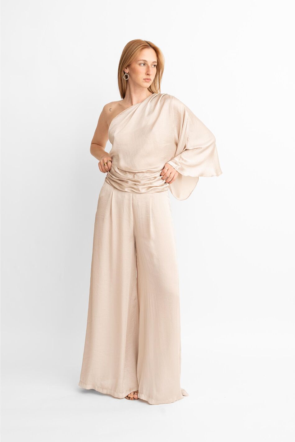 ONE SHOULDER TOP