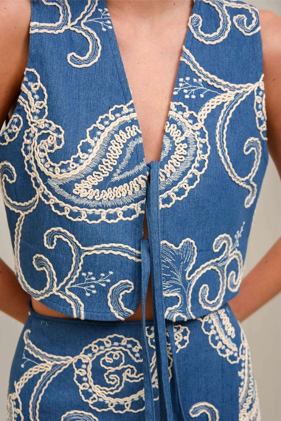 SEA MIST VEST