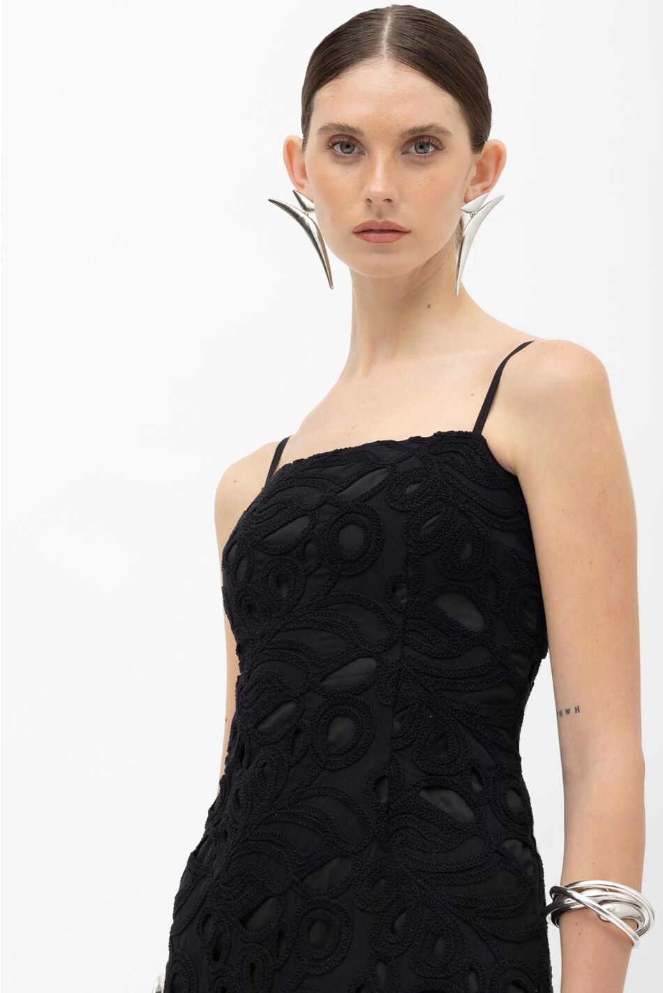 AMARA QUIPUR DRESS