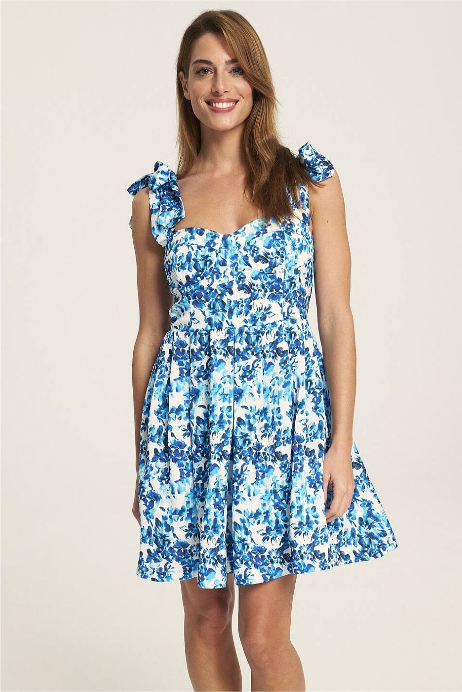 CLOSE UP DRESS