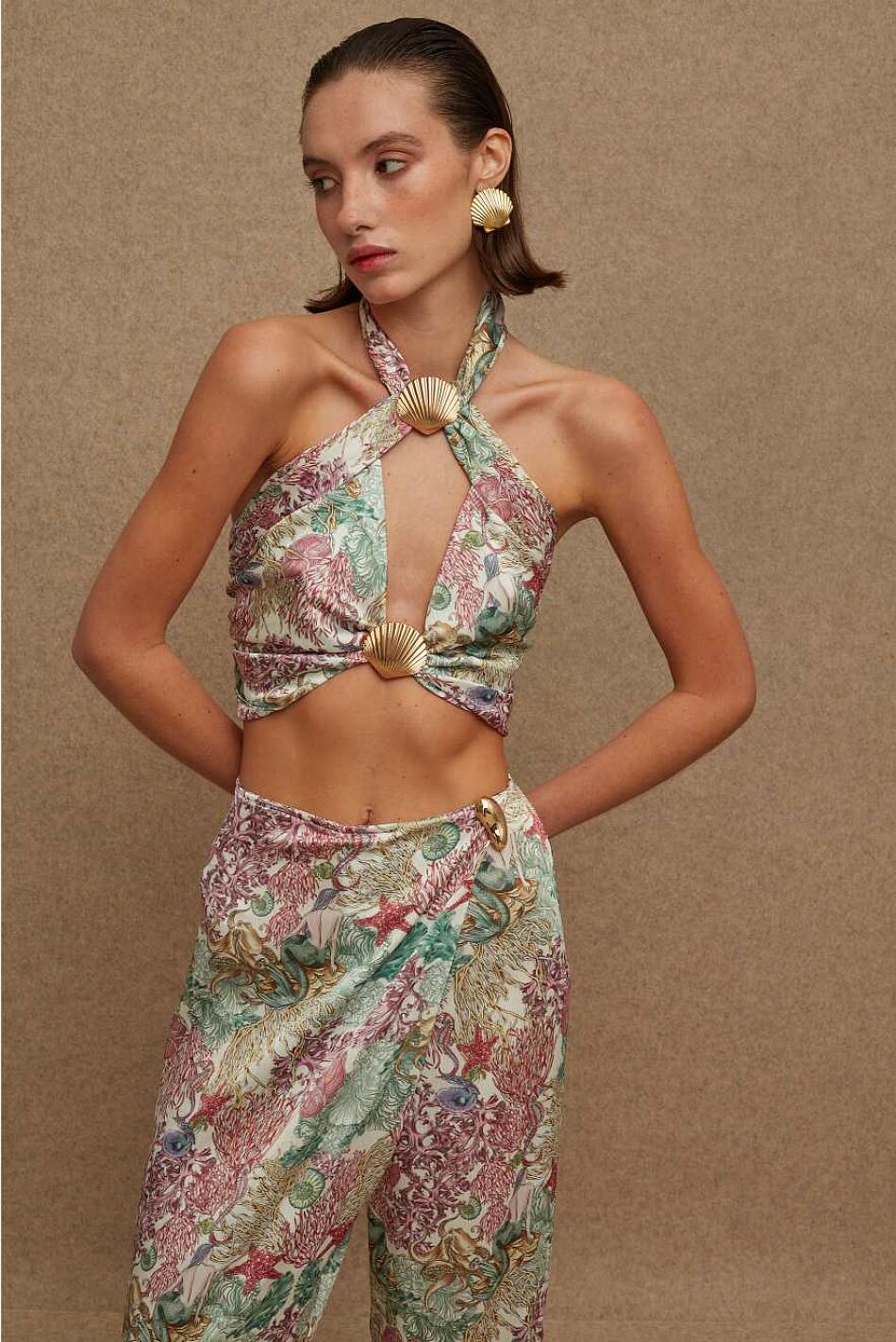 THE PEARL BUSTIER