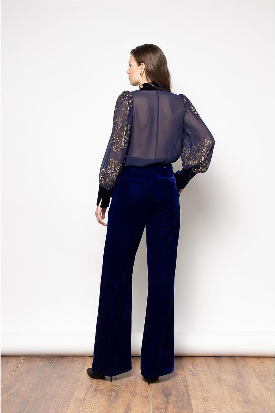 NINEMIA PANT