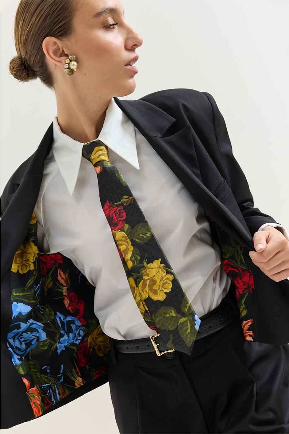 AGAVI TIE