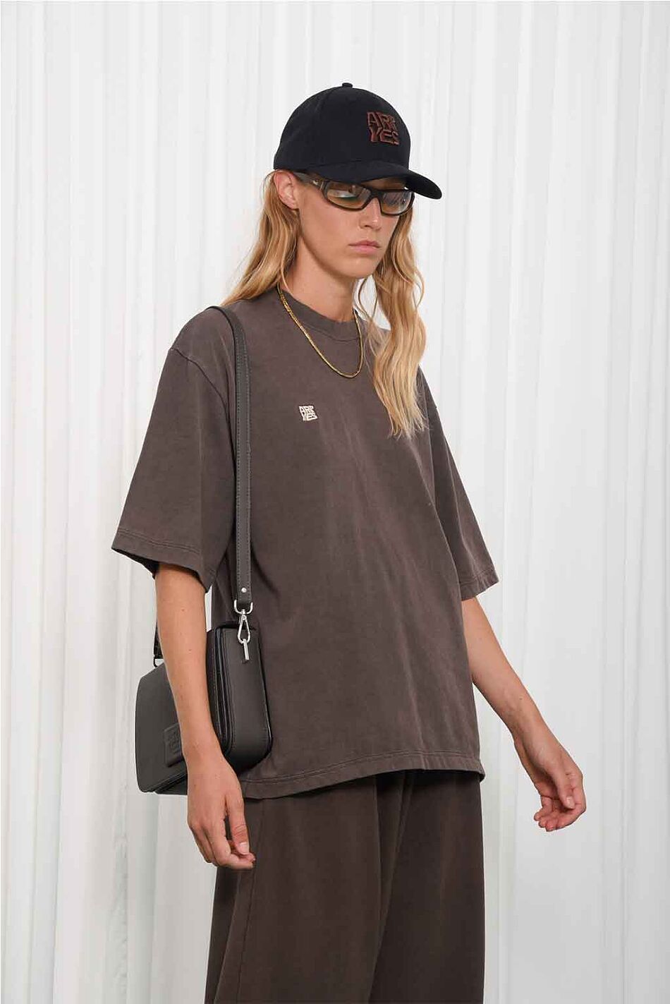 UNIQUE T-SHIRT