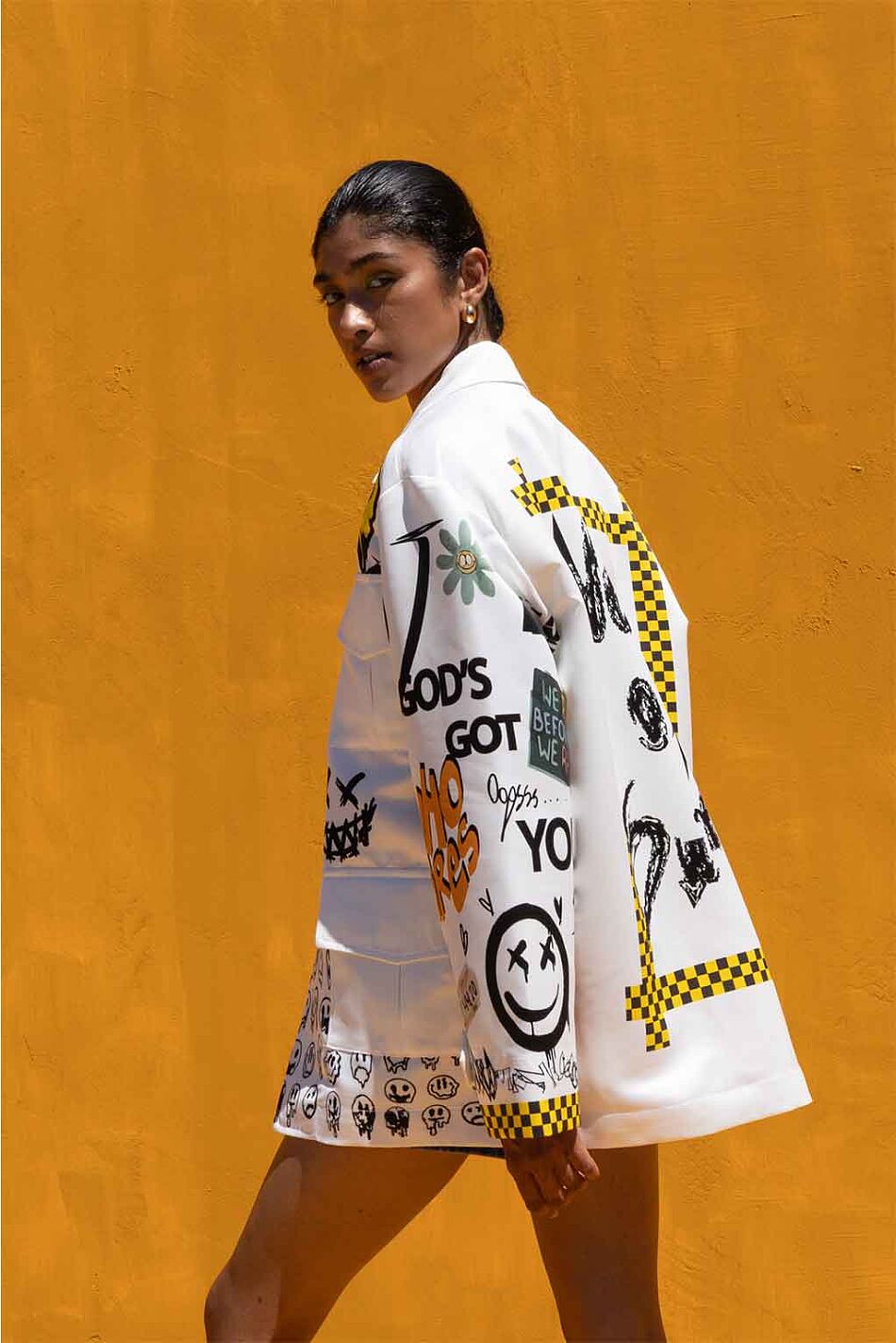 OUT OF LINE JACKET