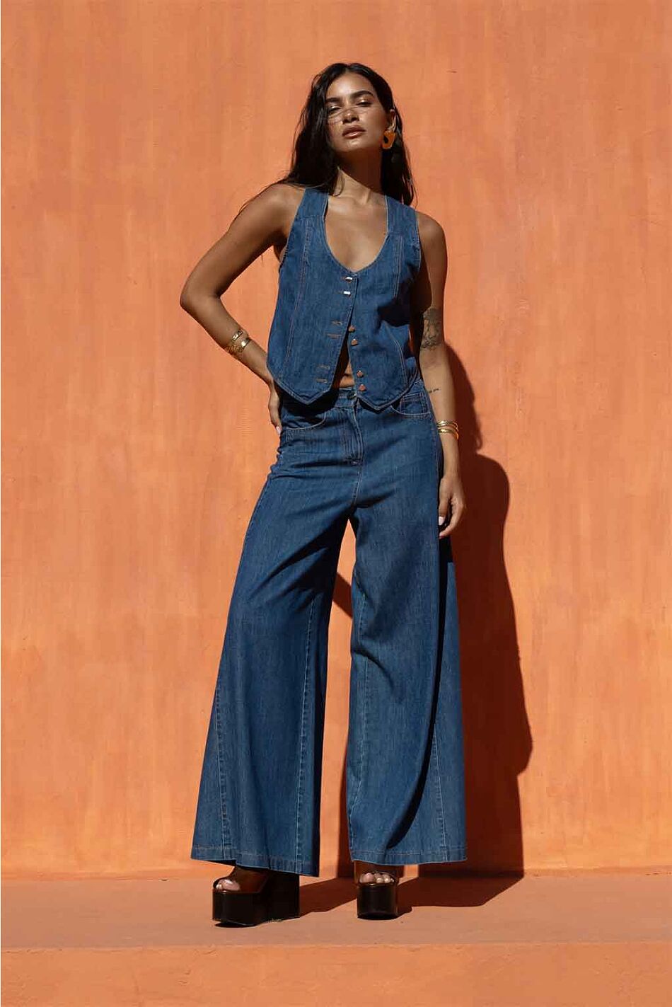 THE ESCAPE DENIM