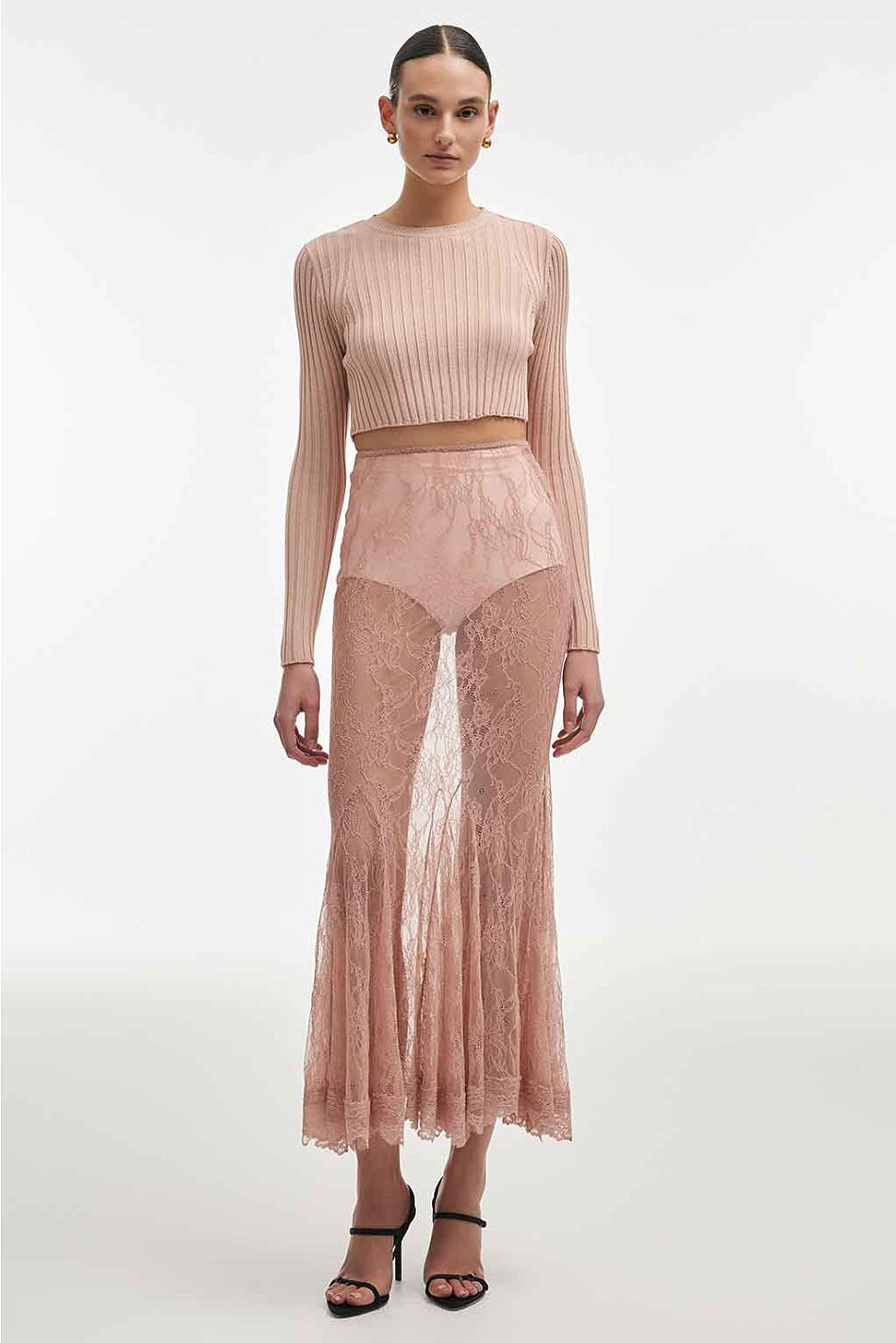 FEMME  KNITTED CROP TOP