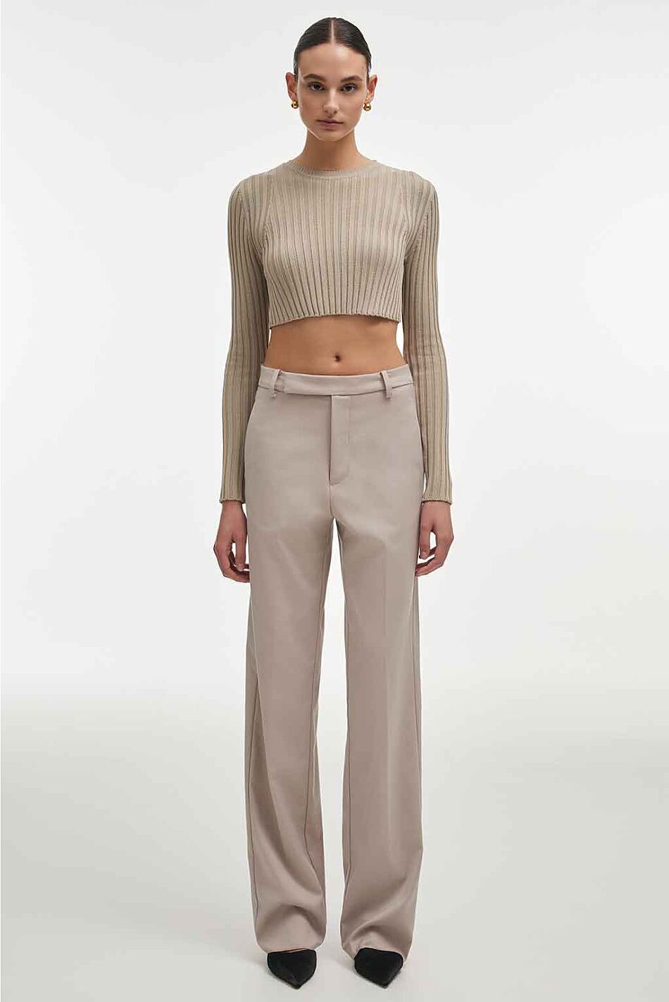 FEMME  KNITTED CROP TOP