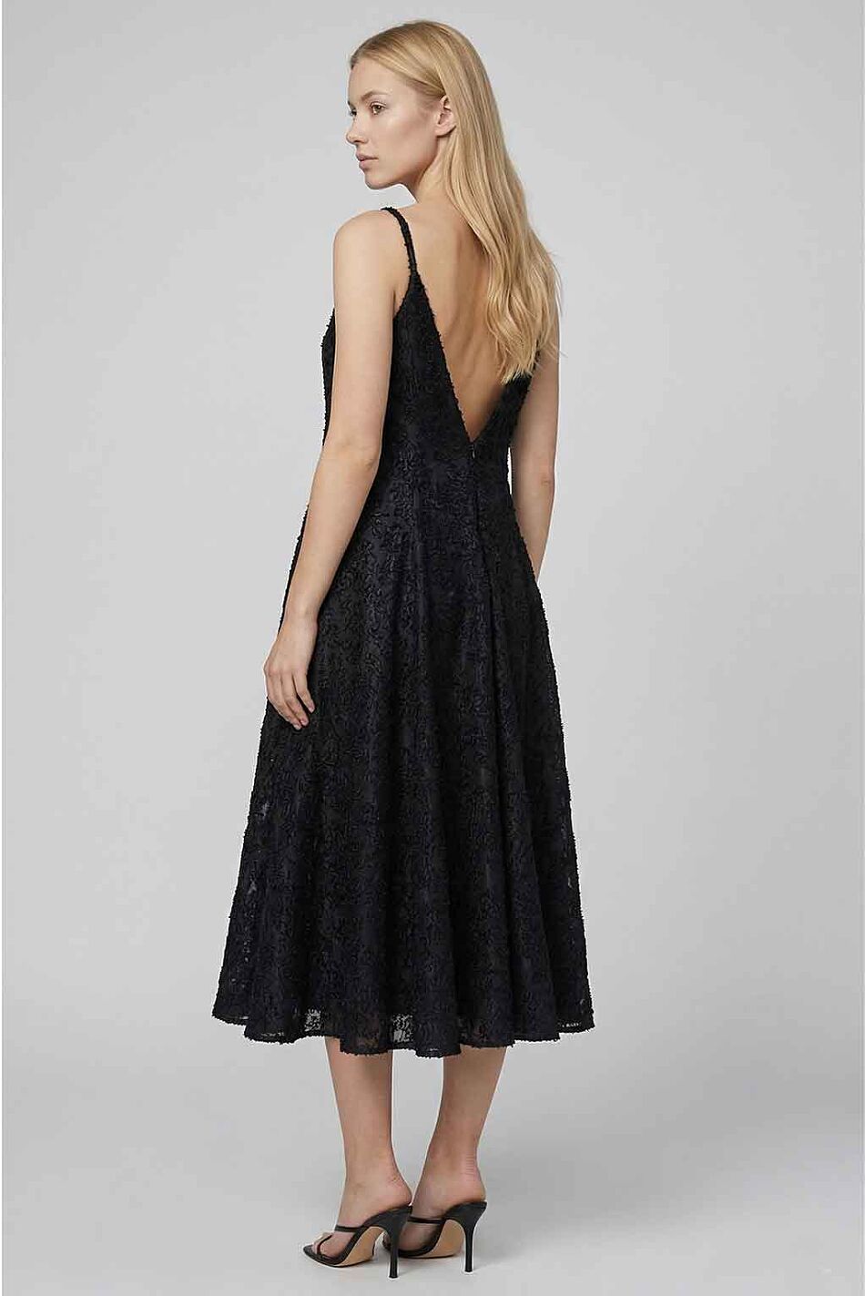 SEQUINED FLARED DRESS