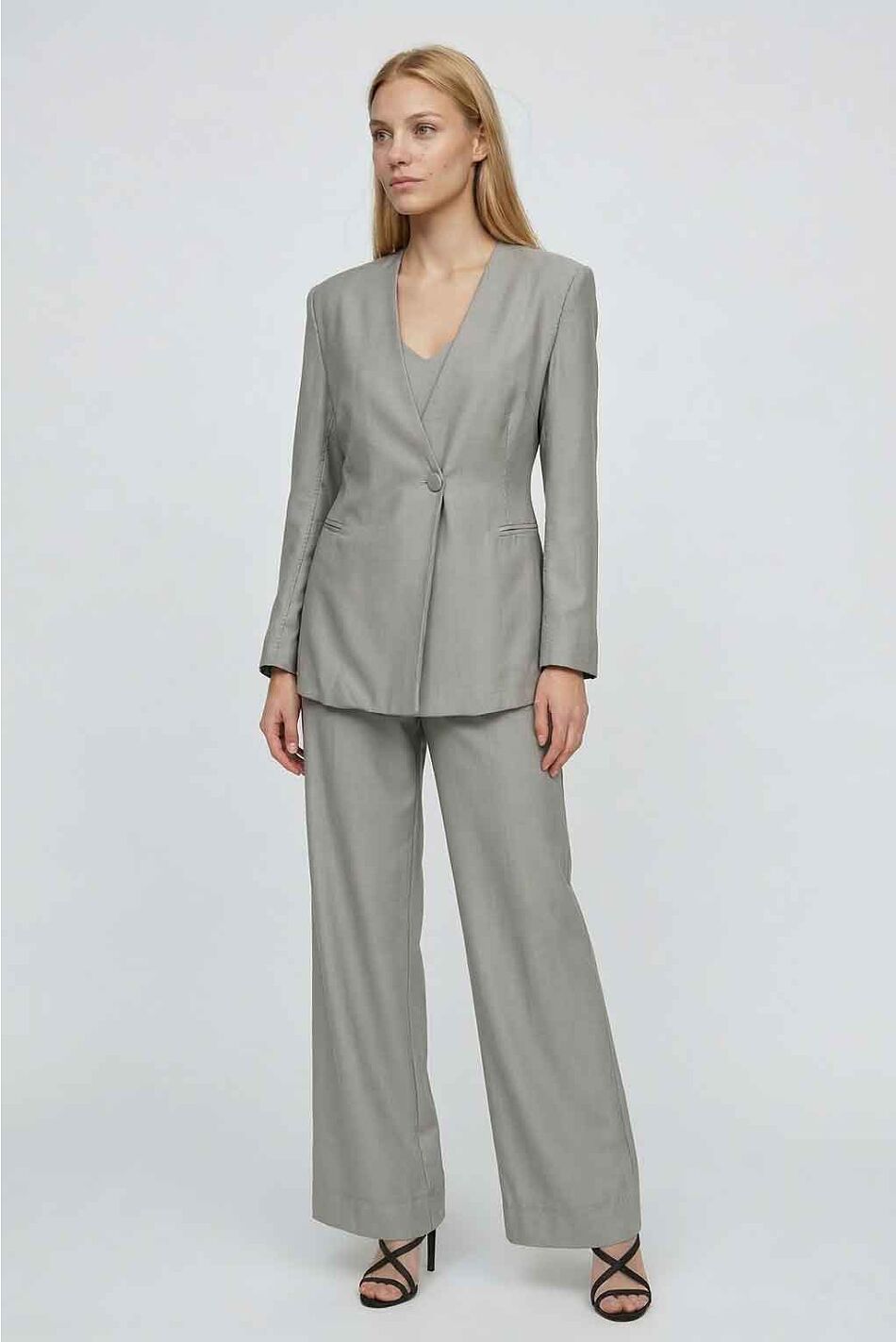 STATEMENT BLAZER