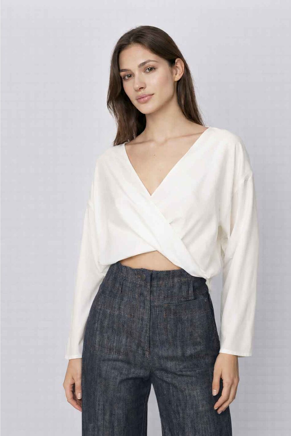 TWISTED BLOUSE