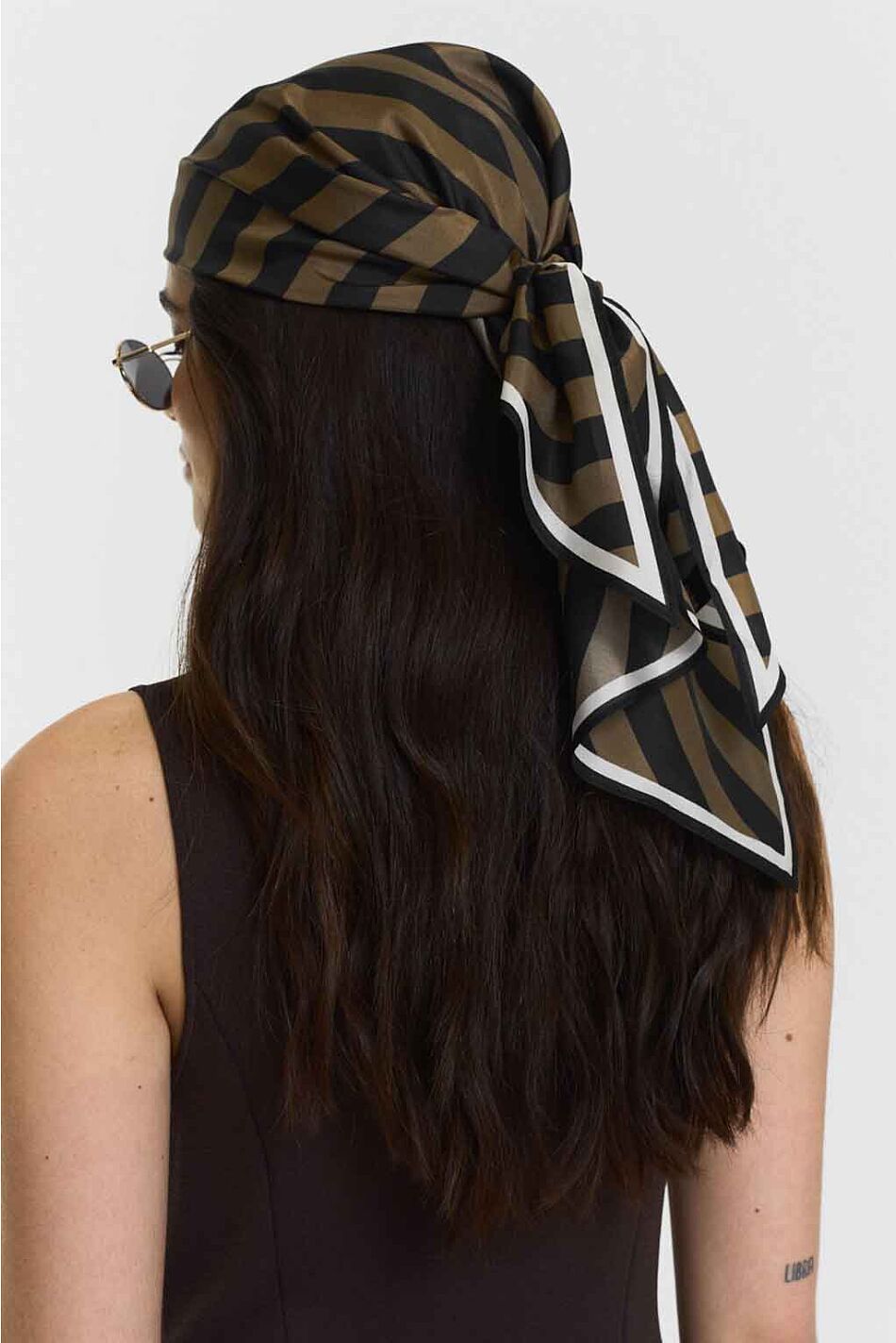 ERINNA SILK SCARF BLACK BEIGE