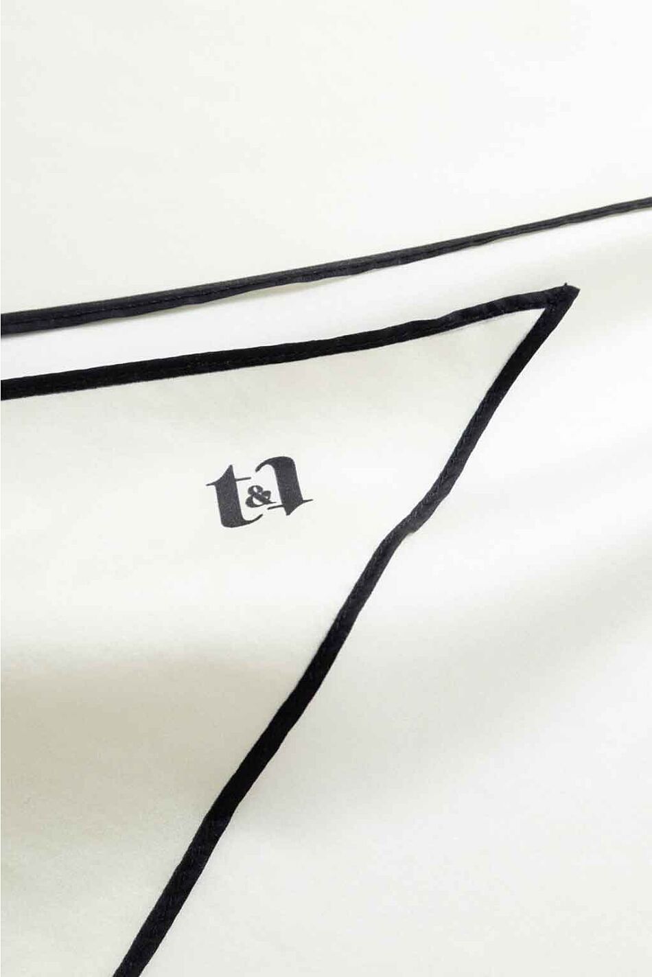 ERINNA SILK SCARF OFF WHITE