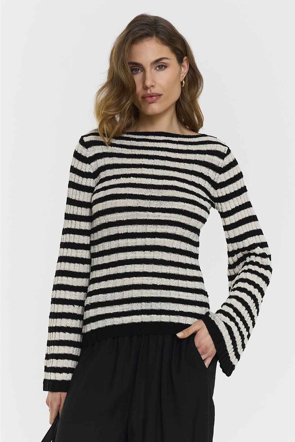 KARLIE KNITTED TOP BLACK STRI