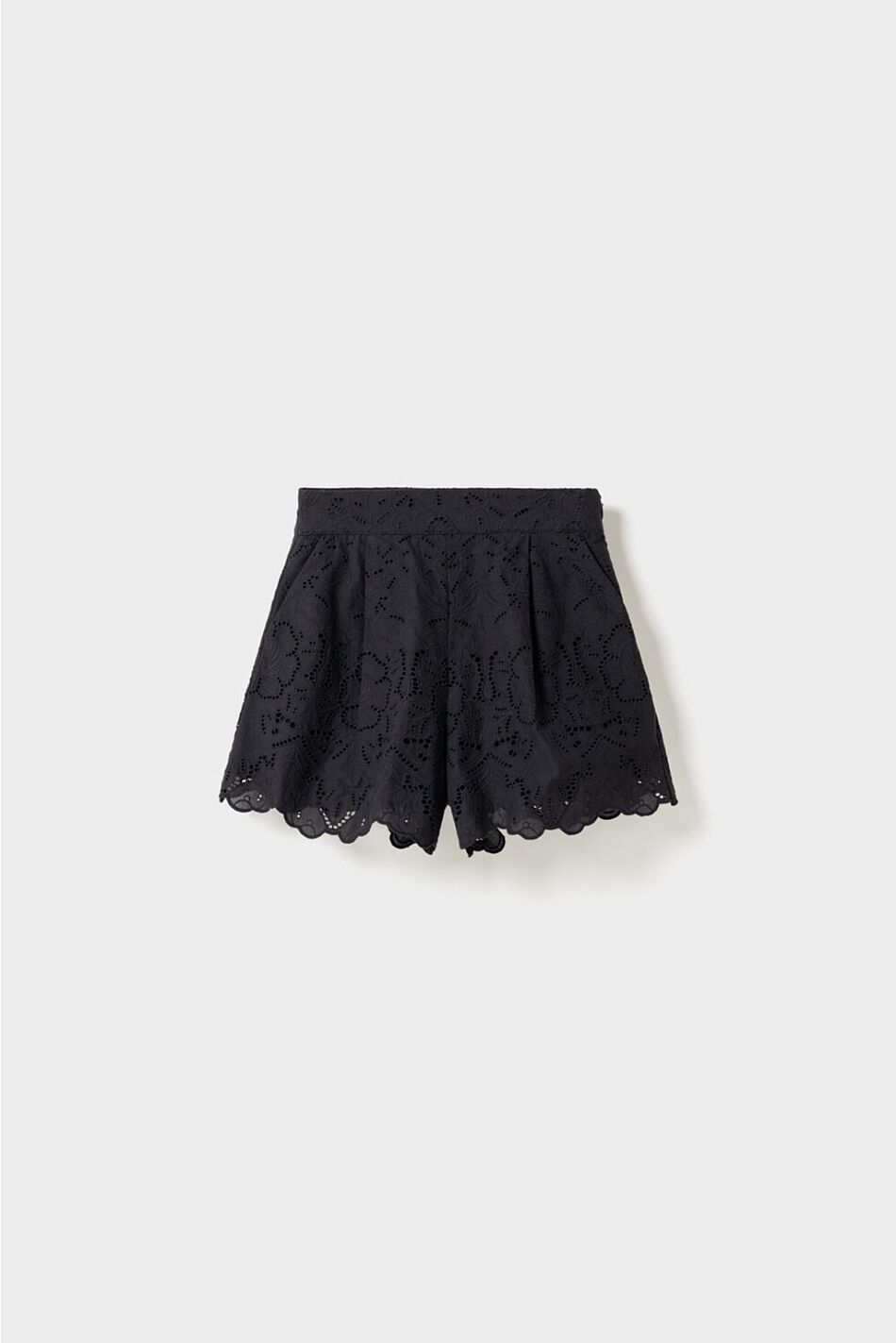 MEIRA BRODERIE SHORTS BLACK