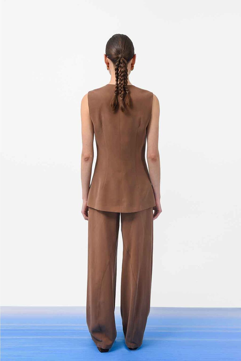 NOA VEST