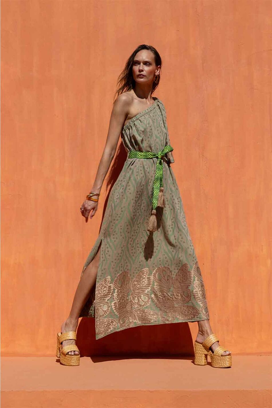 SOLE DRESS