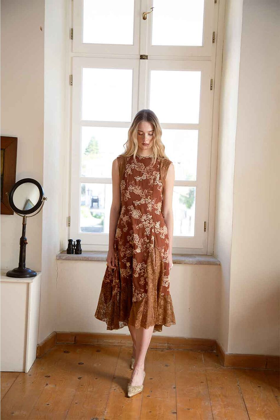 THERE DRESS