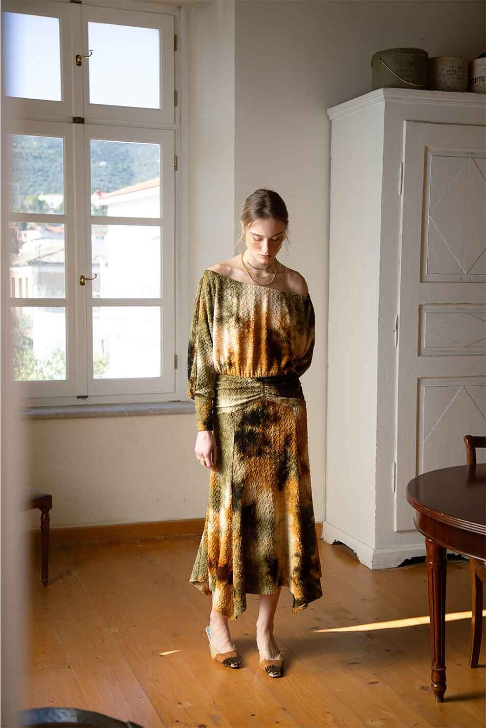 WANDERING DRESS